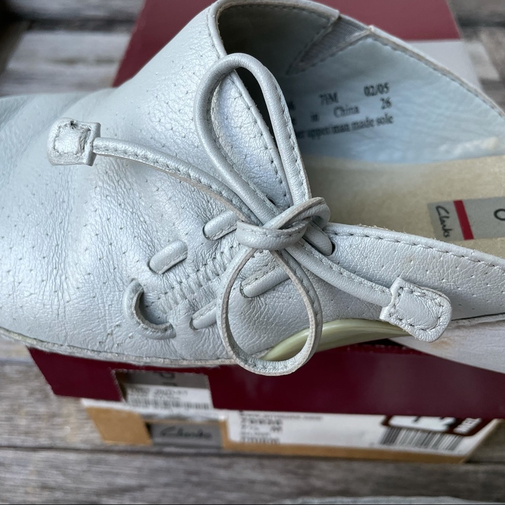 Clarks Slides - Picture 9 of 14